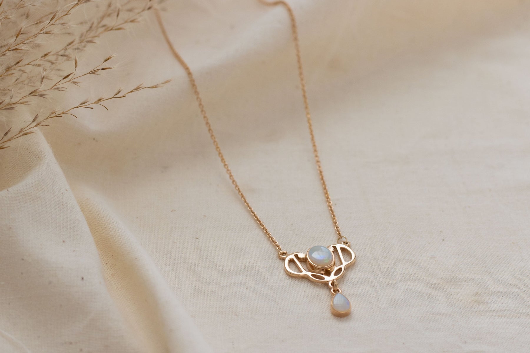 Jugendstilkette Art Nouveau 925 Silber vergoldet mit Opal Edelsteinen