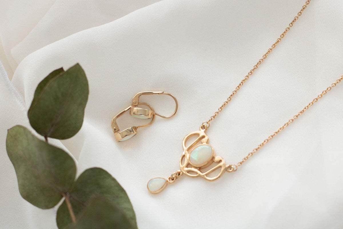 Jugendstilkette Art Nouveau 925 Silber vergoldet mit Opal Edelsteinen