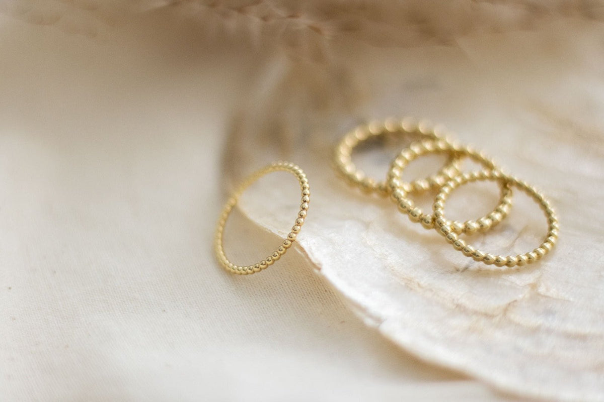 Zarter Kugelring 585er 14 Karat Gelbgold