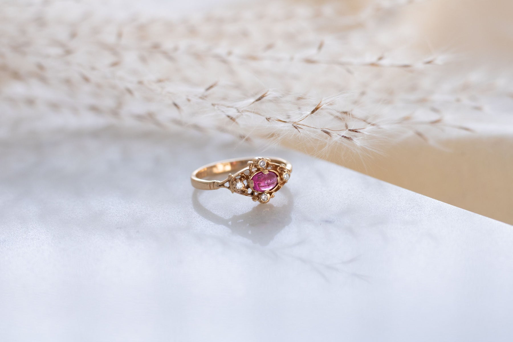 Außergewöhnlicher Jugendstil Ring 585 Gelbgold mit Saphir und Brillanten, 14 Karat Art Nouveau Goldring, Antiker Verlobungsring, Unikat Ring