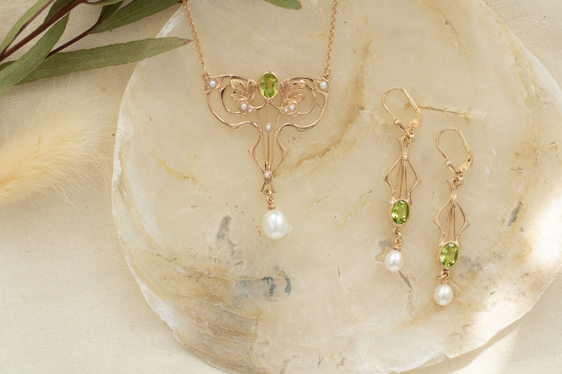 Jugendstilkette mit Peridot und Süßwasserperle, Art Nouveau Collier 925 Silber Roségold vergoldet, Jugendstil Halskette, Vintage Kette