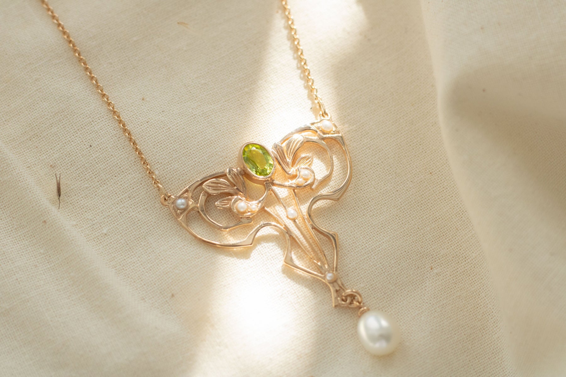 Jugendstilkette mit Peridot und Süßwasserperle, Art Nouveau Collier 925 Silber Roségold vergoldet, Jugendstil Halskette, Vintage Kette