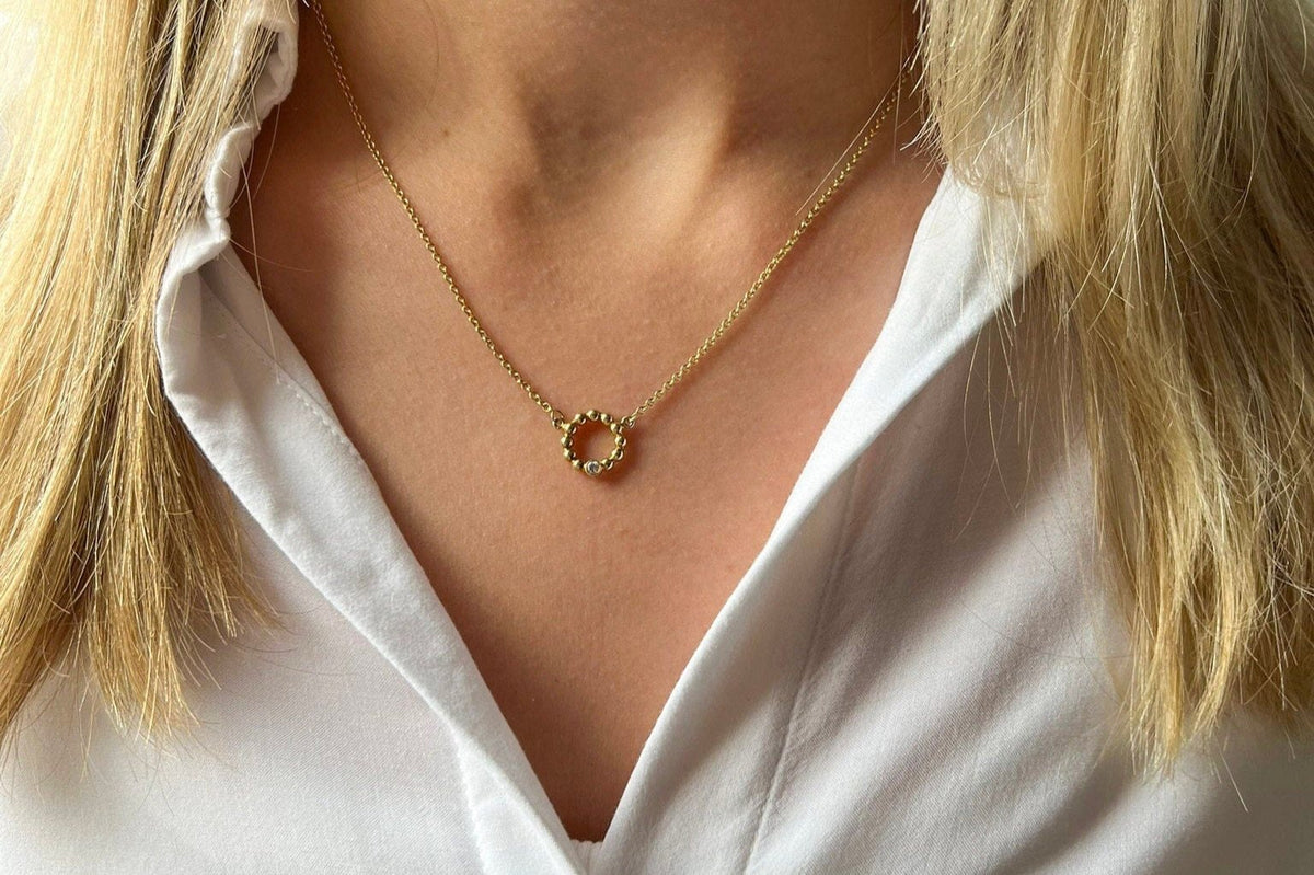 Edle 585 Goldkette mit kleinem Kugelring und Brillant 0,06 ct., feine filigrane Kugelringkette, handgefertigt