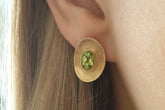 585 Gelbgold Ohrstecker oval 14 Karat Peridot Edelstein gewölbte Scheibe Ohrringe ausgefallen außergewöhnlich
