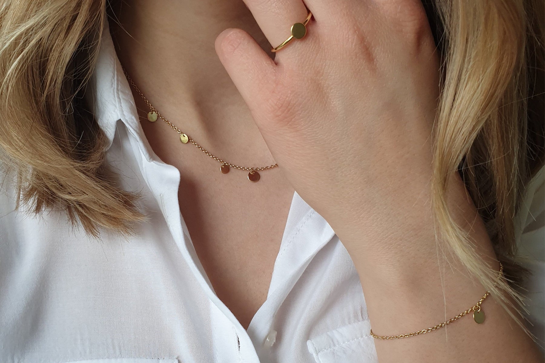 Plättchenkette 925 Sterling Silber vergoldet zarte Goldkette mit 7 runden Platten Münzkette Scheibenkette besonderes Geschenk