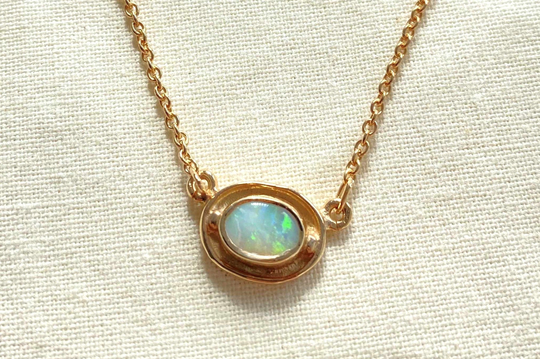 Jugendstilkette, Opal Halskette oval, 925 Silber Roségold oder Gelbgold vergoldet, Collier mit Opal Edelstein, Opal Anhänger cabochon