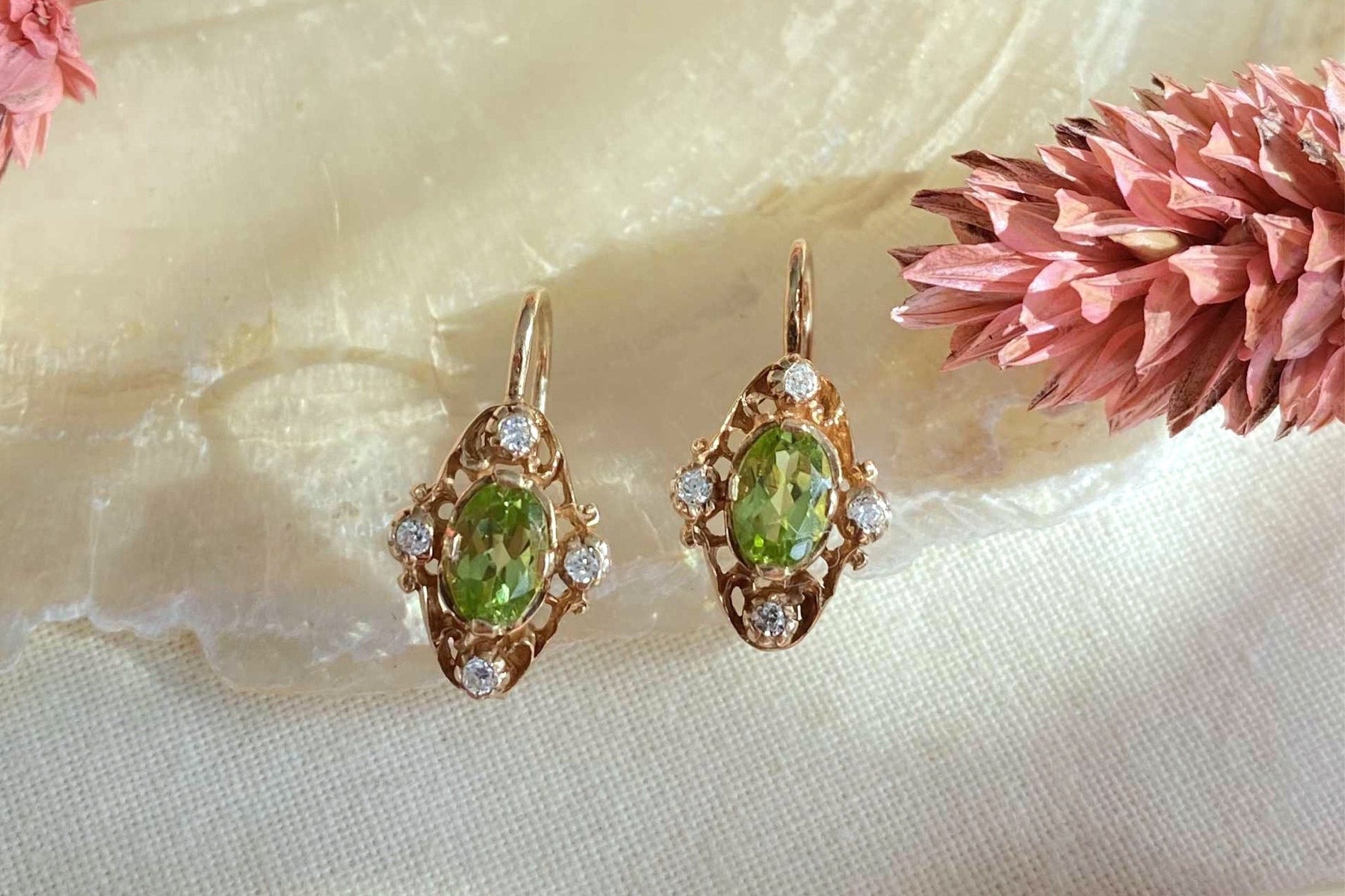 Zarter Jugendstil Ohrbügel, vintage Ohrbrisur, 925 Silber Rosegold vergoldet, Peridot, Zirkonia, Halbperlen, Ohrhänger Art Nouveau