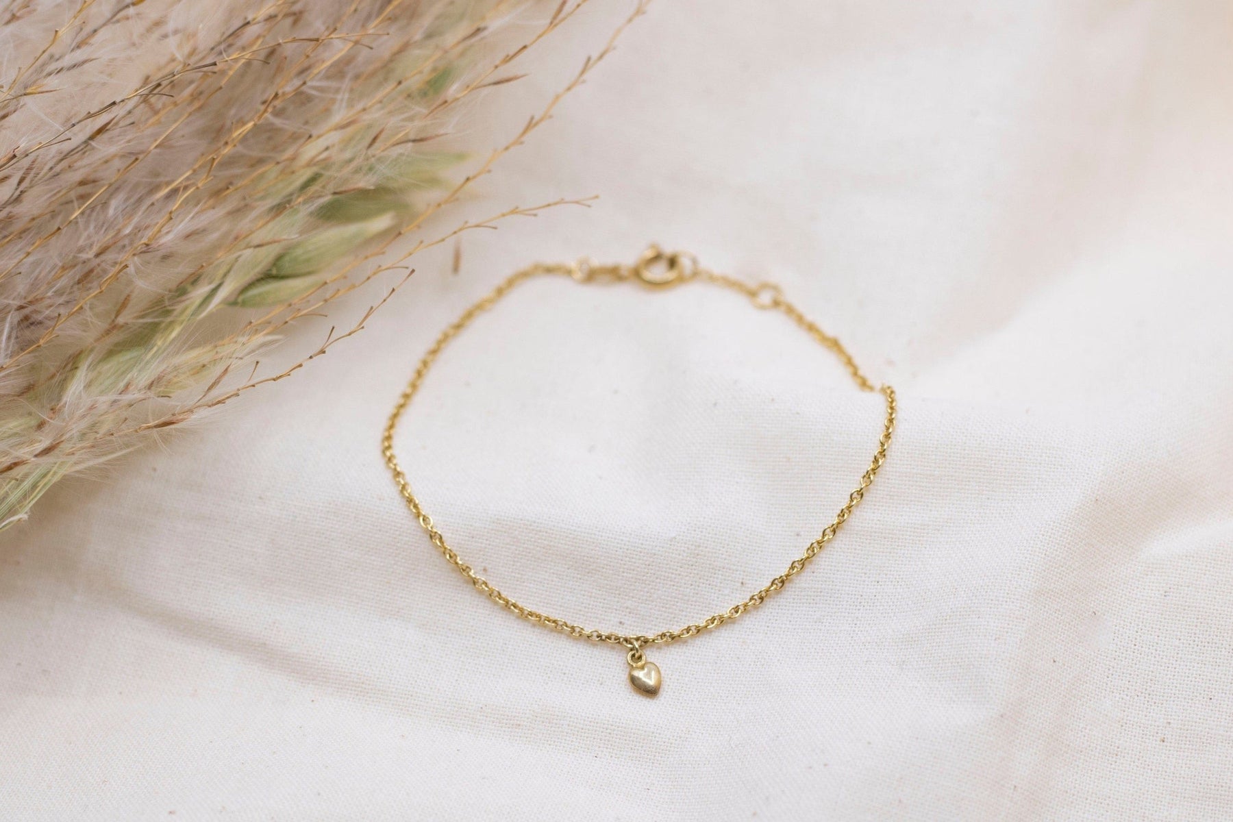 Herz Armband Gold, Goldarmband 585, 14 Karat Echtgold für Frauen, zierliches Herz Armband, Gold Herz