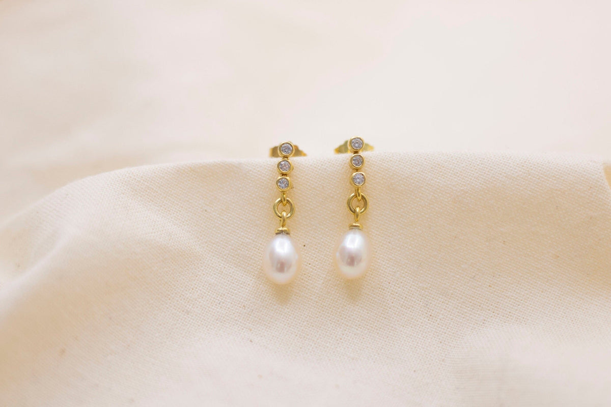 Goldohrstecker 585 mit Brillanten und Perle, Brillantohrstecker 14 Karat Gelbgold, Ohrringe Dimanten, Brautschmuck, Art Nouveau