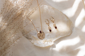 Ohrringe im Jugendstil mit Edelstein, 925 Sterling SIlber vergoldet
