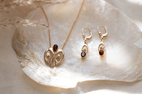 Ohrringe im Jugendstil mit Edelstein, 925 Sterling SIlber vergoldet
