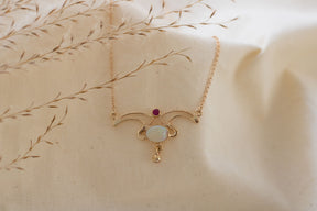 Glamouröses Jugendstil Collier 585 mit Rubellit und kleiner Goldkugel