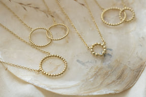 Edle Kugelringkette aus 585 Gelbgold