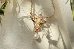 Außergewöhnliche Jugendstilkette mit Granat, Art Nouveau chain Silber Roségold vergoldet Collier mit Granat Edelstein Süßwasserperle Vintage