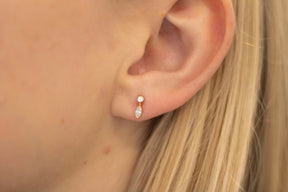 Goldohrstecker mit Brillanten, Ohrstecker 585 Gold, filigrane Ohrringe, Diamant Ohrringe, 14 Karat Ohrstecker, Brillantschmuck 0.18 Carat