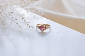 Außergewöhnlicher Jugendstil Ring 585 Gelbgold mit Saphir und Brillanten, 14 Karat Art Nouveau Goldring, Antiker Verlobungsring, Unikat Ring