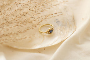 Außergewöhnlicher Jugendstil Ring 585 Gelbgold mit Saphir und Brillanten, 14 Karat Art Nouveau Goldring, Antiker Verlobungsring, Unikat Ring