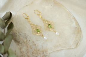 Jugendstil Peridot Ohrbügel, Art Nouveau Ohrschmuck, Ohrring 925 Sterling Silber Gelbgold vergoldet, Unikatschmuck, Antike Ohrbrisur