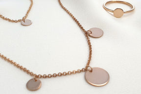 Halskette mit Plättchen Anhänger 925 Sterling Silber Roségold vergoldete Plättchenkette zarte Kette mit 3 runden Münzen Scheibenkette