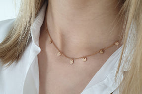 Halskette mit Plättchen Anhängern 585 Rosegold Kette mit 7 runden Scheiben besondere Plättchenkette Münzkette
