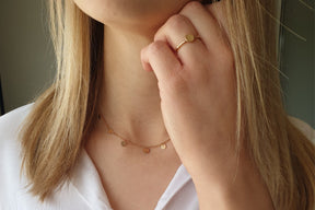 Halskette mit Plättchen Anhängern 585 Rosegold Kette mit 7 runden Scheiben besondere Plättchenkette Münzkette