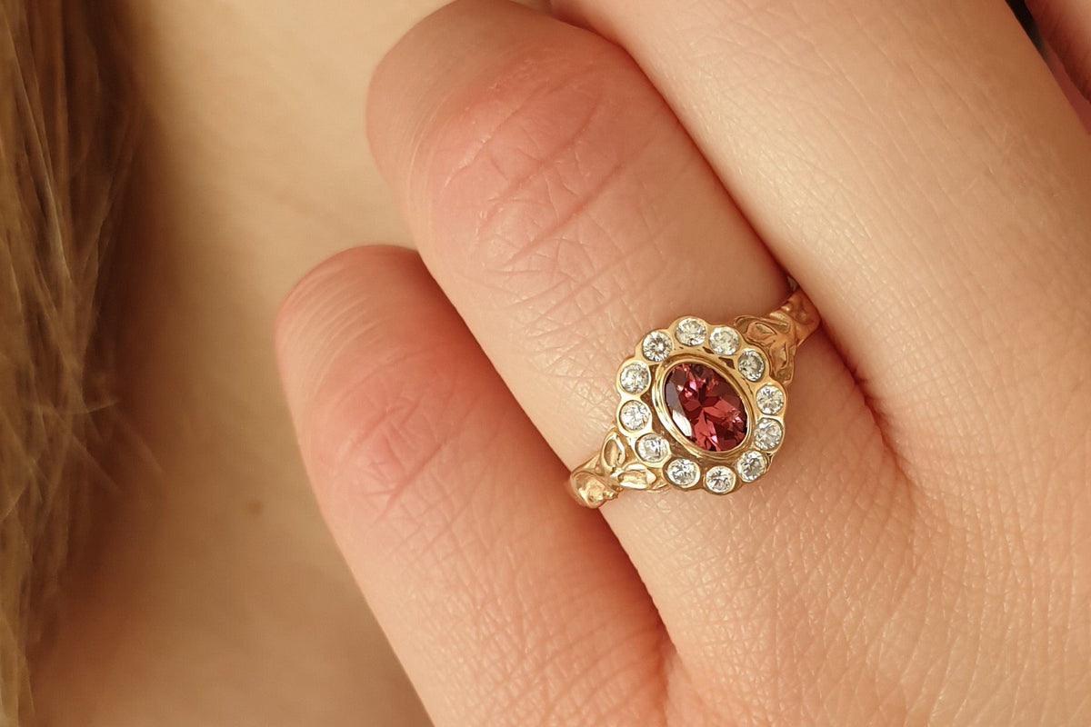 Goldring, 585 Gold, Rosa Turmalin, Jugendstil Ring, 14 Karat, 585 Gelbgold, Brillanten, Vintage, Art Nouveau, Antikschmuck