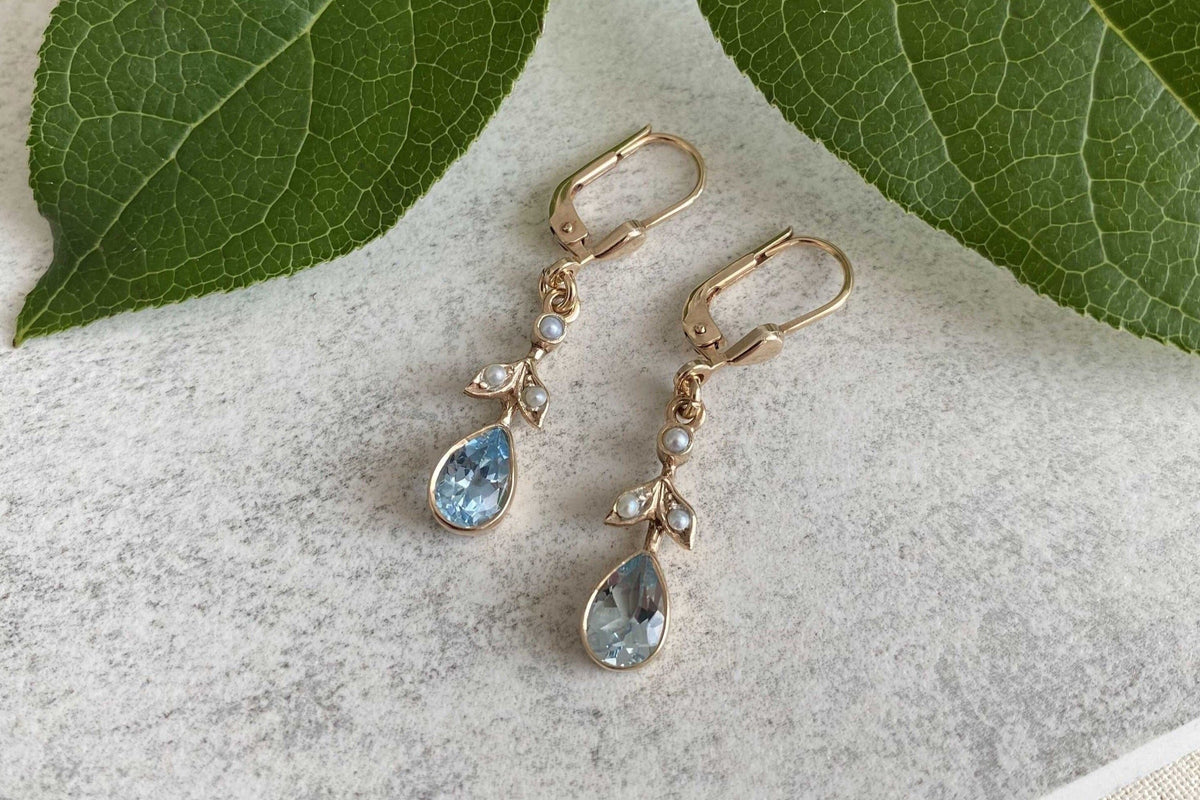 Zarte Jugendstil Ohrhänger - Ohrstecker - 925 Sterling Silber Roségold vergoldet, Blau Topas, echte Halbperle
