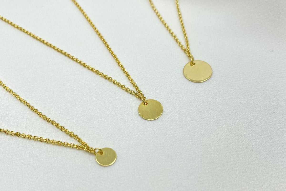 Plättchenkette 585 Goldkette 14 karat mit runder Scheibe minimalistische filigrane Halskette Braut Handarbeit glänzend