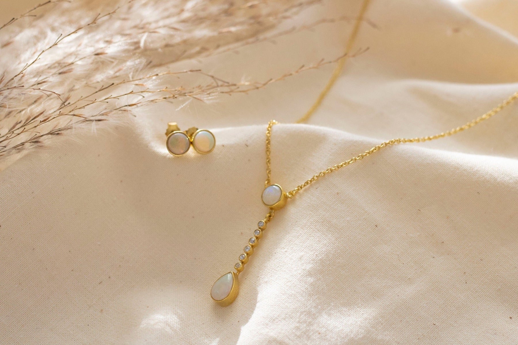 Goldkette 585 mit Opal Edelsteinen, Diamanten, echt gold Kette, 585 Braut Halskette, elegante Diamant Kette, handgefertigt
