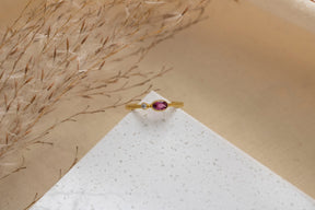 Zarter Gold Ring mit Diamant, 585 Gelbgoldring, Diamantring, Echt Gold Ring, Verlobungsring, Stapelring, Rosa Turmalin, Goldschmiede