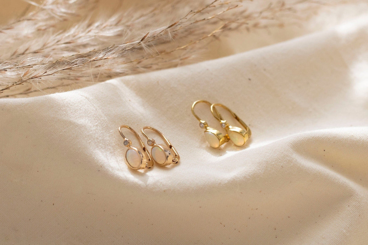 Goldohrringe 585 mit Opal, Ohrbügel 585 Gold mit Diamanten, Ohrhänger Gelbgold mit Brillanten, Brautschmuck, Art Nouveau