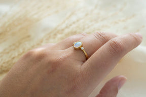 echt Gold Ring, Opalring 585 Gold mit Diamanten, Filigraner 585 Gelbgoldring Opal, Stapelring mit Opal, Ring mit Brillanten, Handarbeit